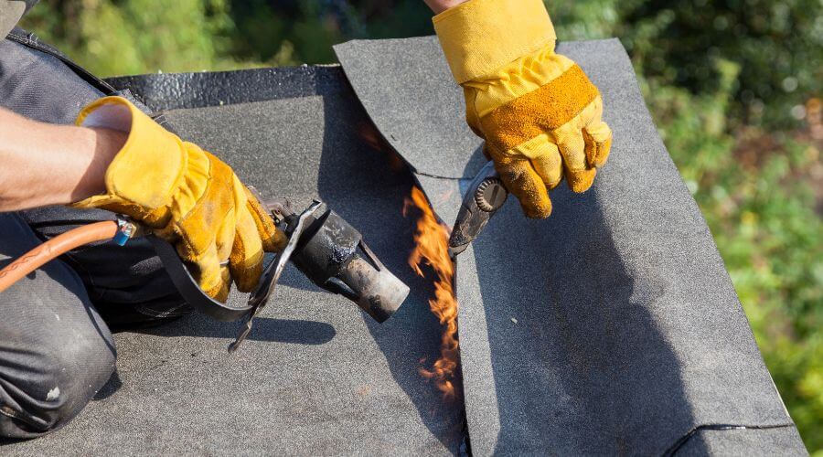 Professional flood damage restoration services in Donnelsville, OH